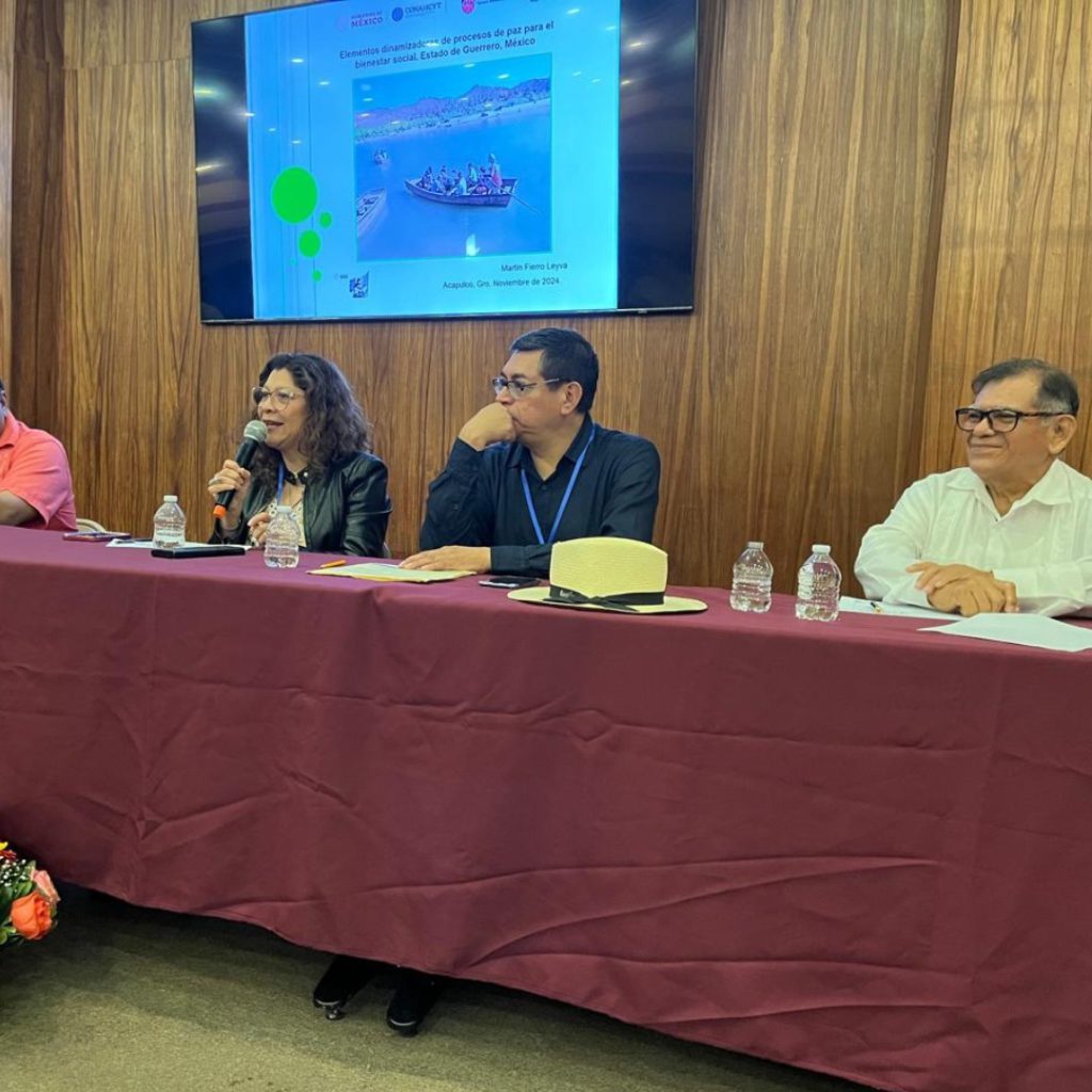 Investigadora CEM expone en Congresos Internacionales en México