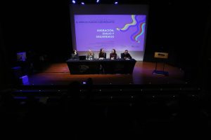 Dra. Adriana Palomera participa de conversatorio EL DERECHO HUMANO A SER MIGRANTES