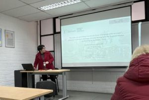 Investigadora CEM participa en Conferencia RC21