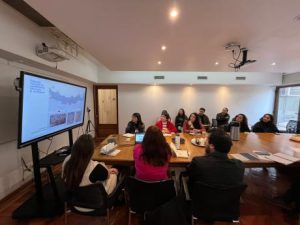 Investigadora CEM participa en Conversatorio de MINVU