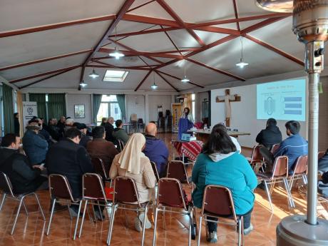 Encuentro Consagrados Zona Sur. Jornada de sensibilización en Migración, organizada por el Arzobispado de Santiago y la Vicaría Pastoral Social Caritas